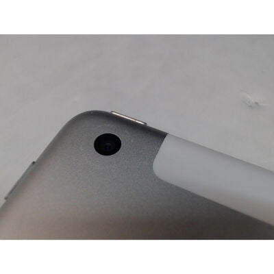 【前橋ｲﾝﾀｰｱｶﾏﾙ店】中古  【SIMロック解除済み】【au】Apple iPad 10.2インチ (第7世代/2019) Wi-Fi+Cellular 32GB シルバー MW6C2J/A 163905 