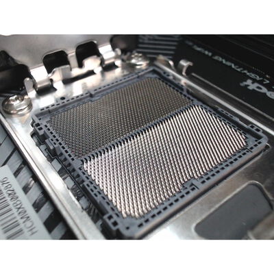 【前橋ｲﾝﾀｰｱｶﾏﾙ店】中古  ASRock B650 PG Lightning WiFi (B650 AM5 ATX DDR5) 4540002130 