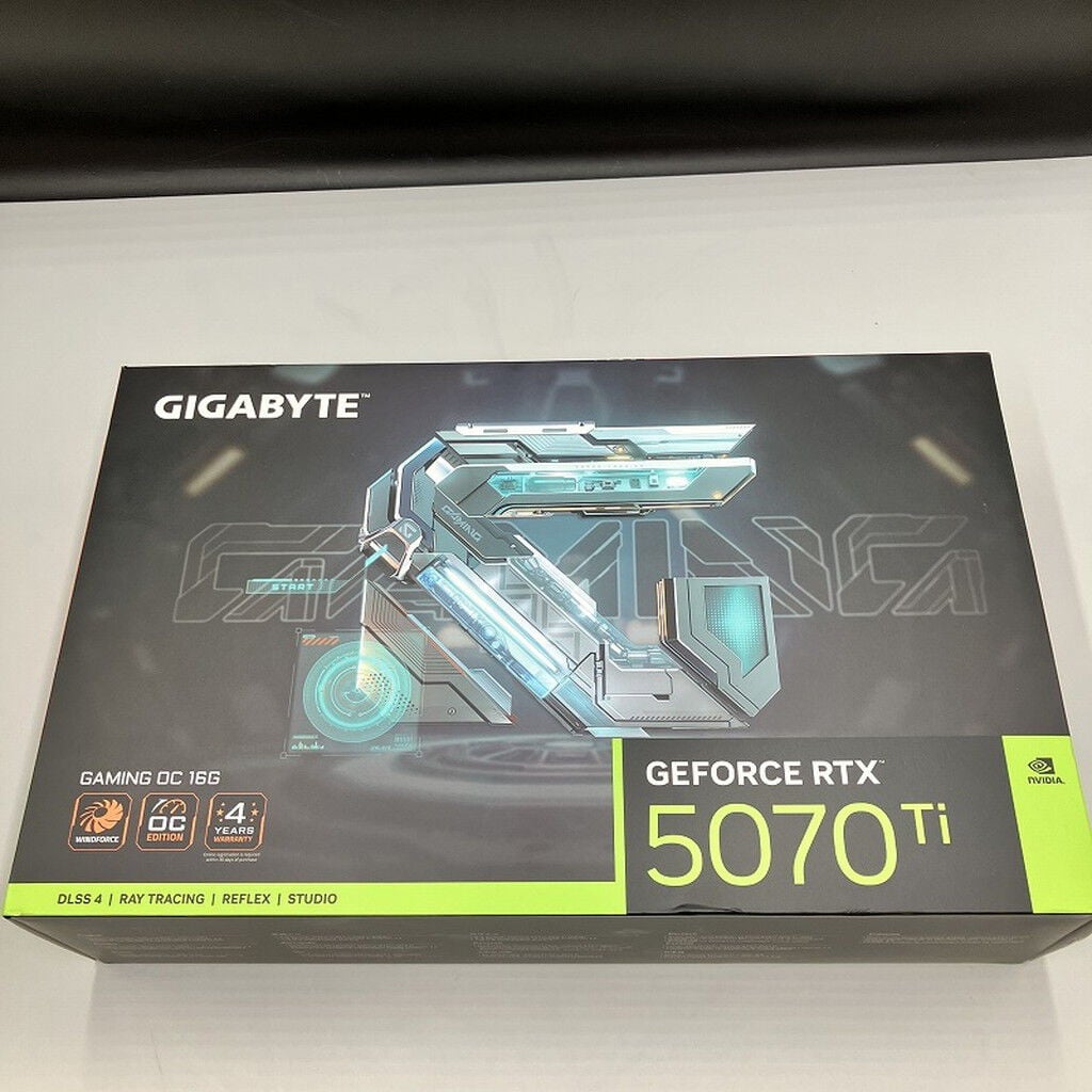 中古 GIGABYTE GV-N507TGAMING OC-16GD (RTX5070Ti 16G) 176548