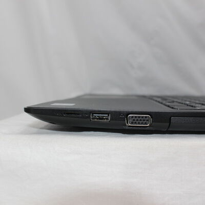 【通販センター】中古  DELL Vostro 3590(Intel Core i5 10210U 1.60GHz/16GB DDR4/SSD256GB/-/オンボード/15.6/1920x1080/GbE/Wi-Fi/WEBCAM/W11P/VBT) 197854 