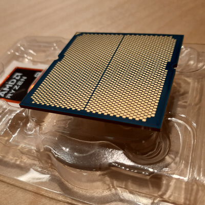 【鹿児島店】中古  AMD Ryzen 9 9900X (AM5/4.4GHz/76M/C12/T24/120W) 169025 