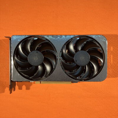 【なんば店】中古  玄人志向 RD-RX9060XT-E16GB/DF (RX9060XT 16G) 179907 