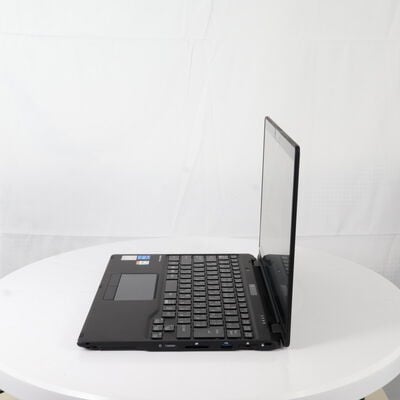 【通販センター】中古  FUJITSU LIFEBOOK UH10/E3 FMVUU1FUV3 (Intel Core  i7 1135G7 2.40GHz/8GB/SSD256GB/-/オンボード/13.3/1920x1080/Wi-Fi/WEBCAM/W11H64 MAR) 186342 