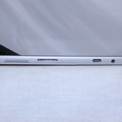 【通販センター】中古  Microsoft Surface Go 2(Intel Core m3 8100Y/4GB DDR3 (PC3)/SSD64GB/なし/オンボード/10.5/1920x1280/Wi-Fi/W11H64 MAR) 202287 