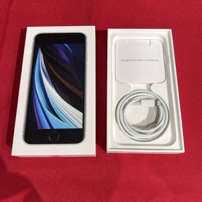 【静岡東瀬名店】中古  【au】Apple iPhoneSE 4.7インチ (第2世代/2020) 64GB (ホワイト) MHGQ3J/A 新パッケージ版 146172 