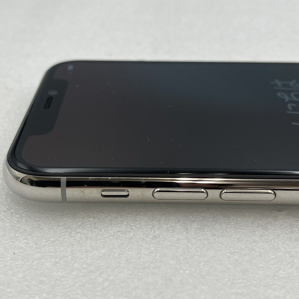 中古 【SIMロック解除済み】【docomo】 Apple iPhone11 Pro 256GB