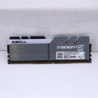 中古  PC4-25600 8GB デスクトップ用(DDR4-3200) 140727 