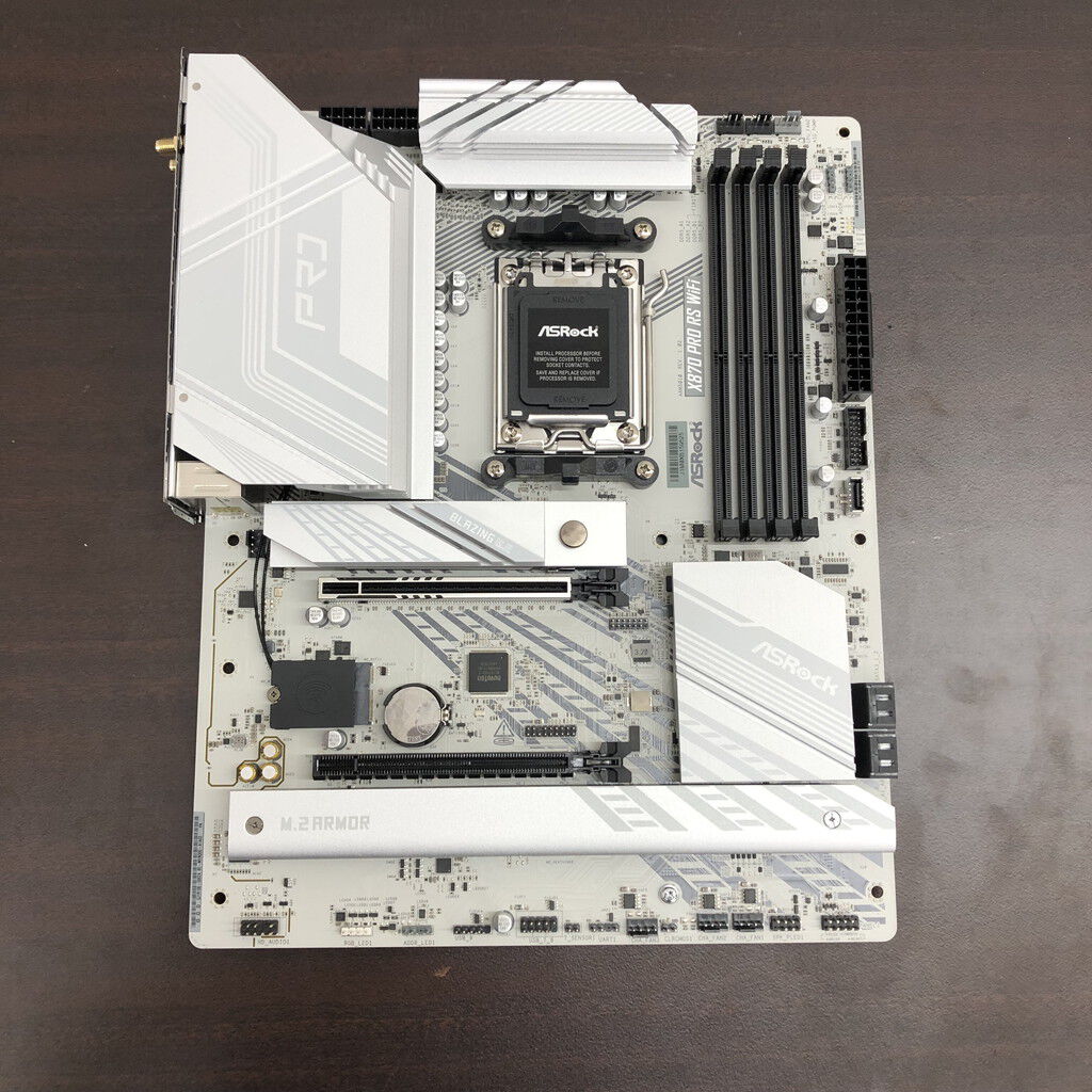ASRock X870 Pro RS WiFi AM5 マザーボード 中古 中古 ASRock X870 Pro RS WiFi (X870 AM5 ATX DDR5) 172200 （296169