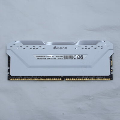 【通販センター】中古  PC4-25600 8GB デスクトップ用(DDR4-3200) 140727 