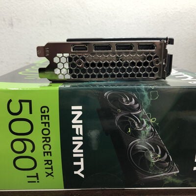 【福山ココローズ店】中古  Palit NE7506T019T1-GB2061S(RTX5060Ti Infinity3 16G) 178241 