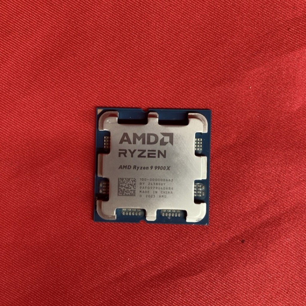 中古 AMD Ryzen 9 9900X (AM5/4.4GHz/76M/C12/T24/120W) 169025