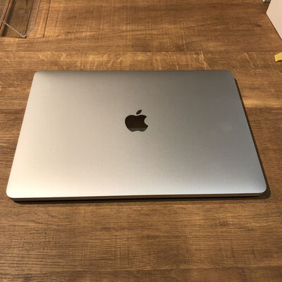 【姫路店】中古  Apple MacBook Pro 2020 MXK62J/A (Core i5 1.4 GHz/8GB/SSD 256GB/13.3/2560 x 1600 Retina/Wifi) 190482 