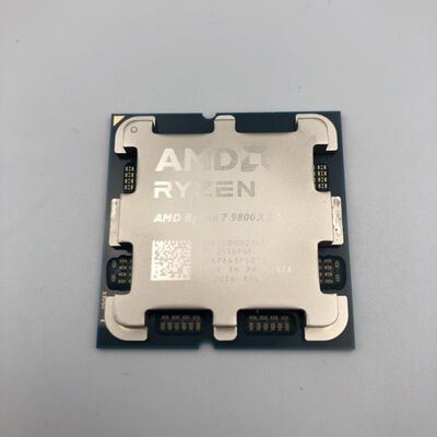 【甲府飯田店】中古  AMD Ryzen 7 9800X3D (AM5/4.7/104M/C8/T16/120W) 172566 