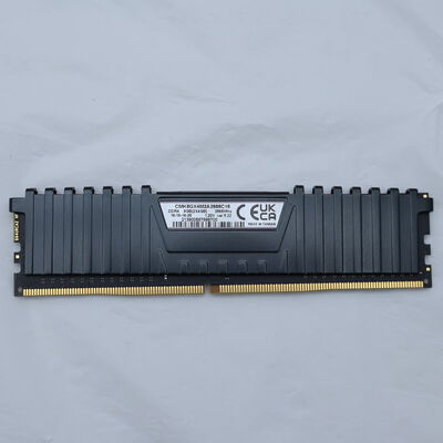 【通販センター】中古  PC4-21300 4GB デスクトップ用(DDR4-2666) 126164 