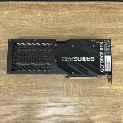 【津ラッツ店】中古  Palit NE75080019T2-GB2031A (RTX5080 GamingPro 16GB) 176534 