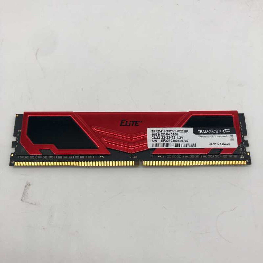 【中古】メモリ TEAMGROUP DDR4-3200 16GB 中古 TEAMGROUP TPRD416G3200HC22BK(DDR4-3200 16GB