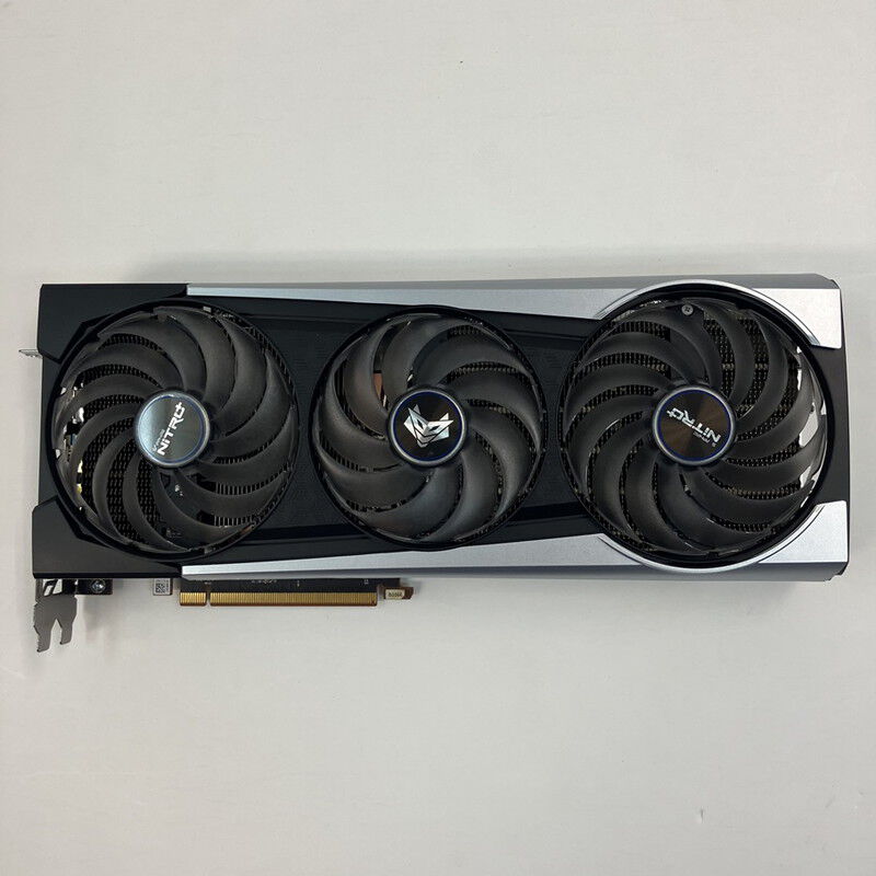 SAPPHIRE Radeon RX 6800 XT 16GB（中古・箱あり） SAPPHIRE Radeon RX 6800 XT 16GB（中古・箱あり） SAPPHIRE