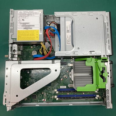 【浦添城間店(沖縄)】中古  FUJITSU ESPRIMO D588/CX(i5 9500/16GB/SSD500GB/W11P) 4780001135 