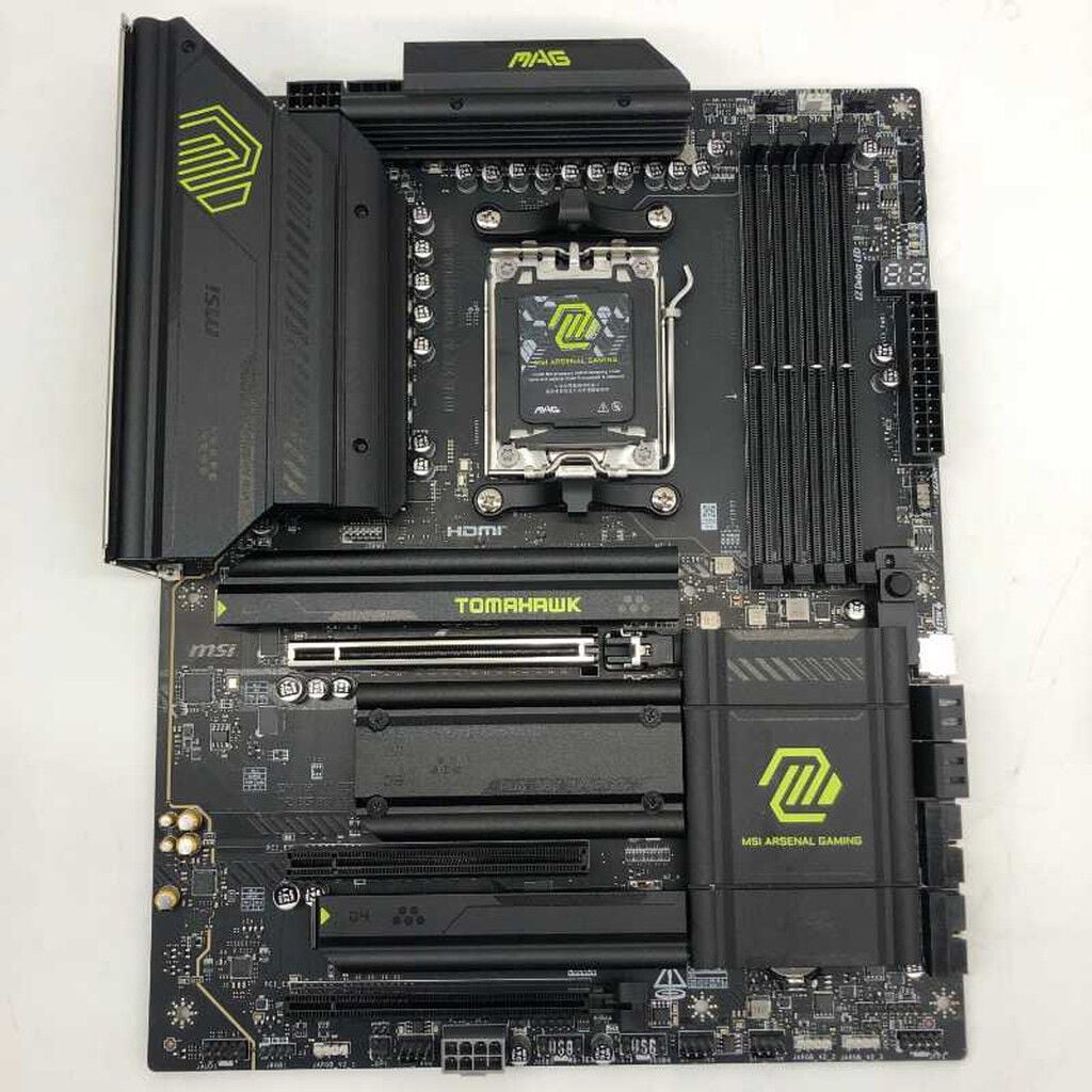 中古 MSI MAG X870 TOMAHAWK WIFI (X870 ATX AM5 DDR5) 172209
