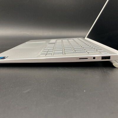 【熊本浜線店】中古  DELL Inspiron 7300  5370000486 