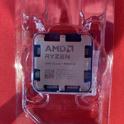 【千葉店】中古  AMD Ryzen 7 9800X3D (AM5/4.7/104M/C8/T16/120W) 172566 