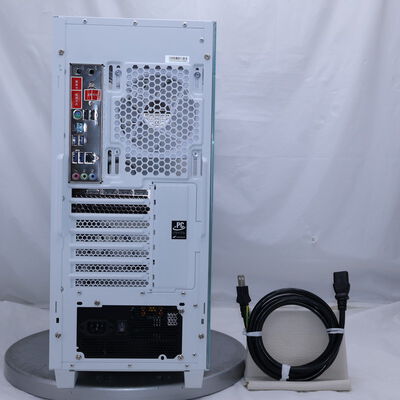 【通販センター】中古  THIRDWAVE GALLERIA SF WH(AMD Ryzen 7 5700X/32GB DDR4 (PC4)/SSD1TB/なし/NVIDIA GeForce RTX 5060 8GB/W11H64 MAR) 204461 