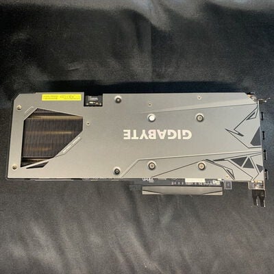 【横浜駅前店】中古  GIGABYTE GV-R76GAMING OC-8GD (RX7600 8G) 162746 
