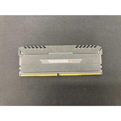 【郡山安積店】中古  Corsair CMR32GX4M4C3000C15(DDR4 PC4-24000 8GB) 4640002462 