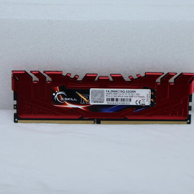 【通販センター】中古  PC4-21300 8GB デスクトップ用(DDR4-2666) 126165 
