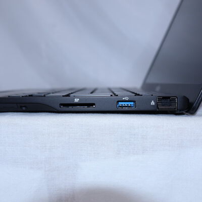 【通販センター】中古  Fujitsu LIFEBOOK U9311/F(Intel Core i5 1145G7/8GB DDR4 (PC4)/SSD256GB/なし/オンボード/13.3/1920x1080/Wi-Fi/W11H64 MAR) 204087 