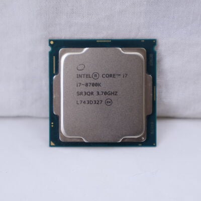 【通販センター】中古  INTEL Core i7 8700K (1151/3.70GHz/12M/C6/T12) 136197 