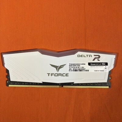 【なんば店】中古  PC4-25600 8GB デスクトップ用 140727 