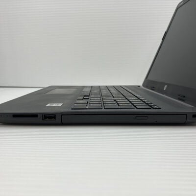 【秋葉原本店】中古  HP_250_G7(i5-1035G1/8GB/SSD256GB/W11P) 3410015712 