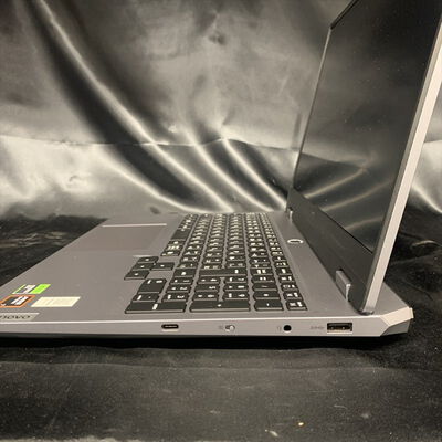【横浜駅前店】中古  LENOBO　LOQ　１５AHP10(Ryzen 7 250/32GB/SSD1TB/RTX5050/W11P) 3400009664 