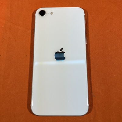【なんば店】中古  Apple iPhoneSE 4.7インチ (第2世代/2020) 64GB (ホワイト) 国内版SIMロックフリー NX9T2J/A Apple整備済製品 3280021675 