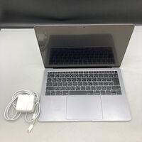 中古  Apple MacBook Air 13.3インチ (i5 1.6GHz/8GB/128GB) シルバー Touch ID True Tone搭載モデル MVFK2J/A (Mid 2019) 4640002721 