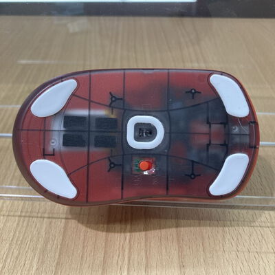 【甲府飯田店】中古  Sprime PM1 Hyper Lightweight Wireless Ergo Gaming Mouse Red (sp-pm1-red) 4720001338 