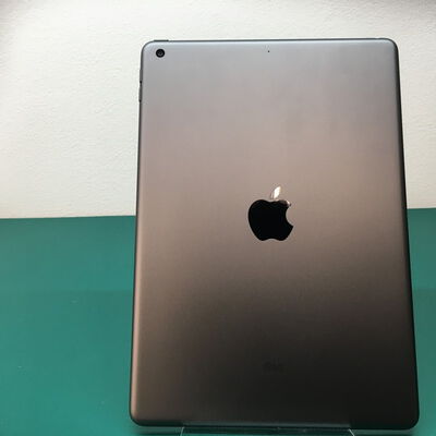 【佐賀南部バイパス店】中古  Apple iPad 10.2インチ (第8世代/2020) Wi-Fi 32GB スペースグレイ MYL92J/A 143620 
