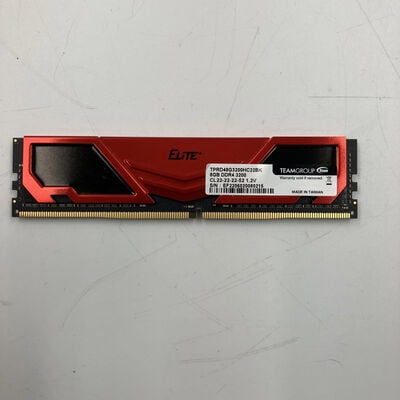 【なんば店】中古  PC4-25600 8GB デスクトップ用(DDR4-3200) 140727 