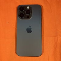 中古  【docomo版SIMフリー】Apple iPhone15 Pro 6.1インチ 128GB ブラックチタニウム MTU73J/A 161184 