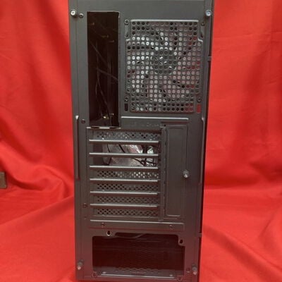 【千葉店】中古  ADATA LANDER500MTA-BKCWW (ATX ｶﾞﾗｽ BK) 3250006652 