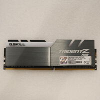 中古  PC4-25600 8GB デスクトップ用(DDR4-3200) 140727 