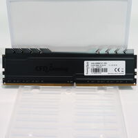 中古  PC4-21300 8GB デスクトップ用(DDR4-2666) 126165 