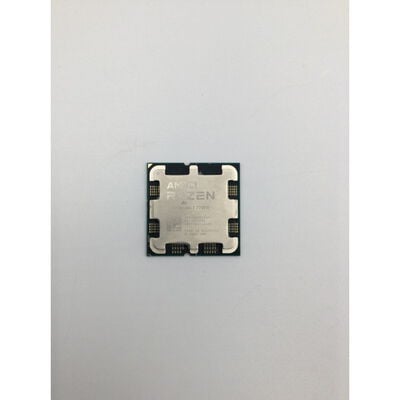 【座間相武台】中古  AMD Ryzen 7 7700X (AM5/4.5GHz/40M/C8/T16/105W 152463 