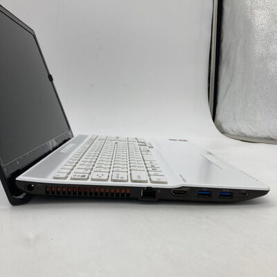 【堺七道店】中古  Fujitsu FMVA450JW(Ryzen 5 5500U/8GB/SSD256GB/W11H) 4660002304 