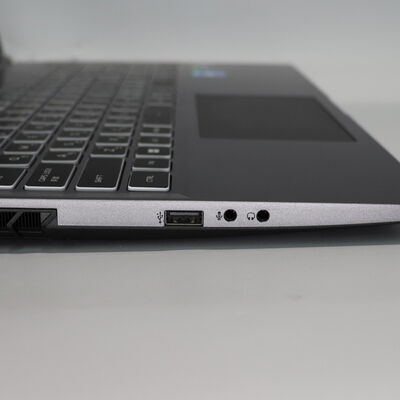 【札幌店】中古  raytrek R5-RL5(i7-13700H/32GB/SSD1TB/なし/RTX4050 6GB/15.6/2560x1440/W11H) 3210014832 