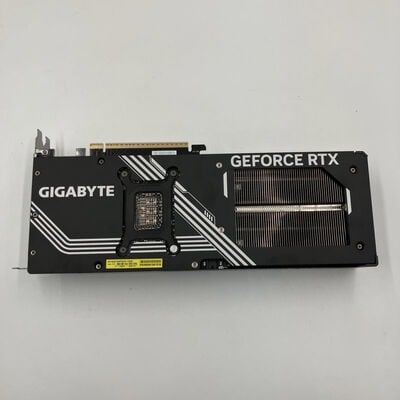 【なんば店】中古  GIGABYTE GV-N5070WF3OC-12GD (RTX5070 12GB) 188942 