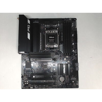 【前橋ｲﾝﾀｰｱｶﾏﾙ店】中古  ASRock X870 Pro-A WiFi (X870 AM5 ATX DDR5) 4540002133 