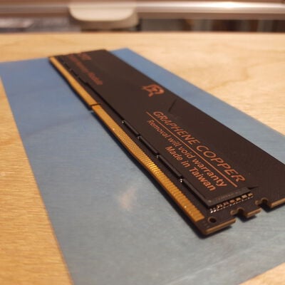 【鹿児島店】中古  PC5-44800 32GB デスクトップ用 149157