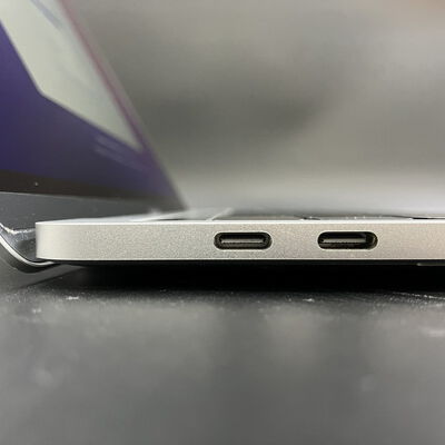 【大須店】中古  Apple MacBook Pro 13インチ Touch Bar搭載 Late 2016 Core i5 2.9GHz/8GB/512GB SSD シルバー MNQG2J/A 135893 